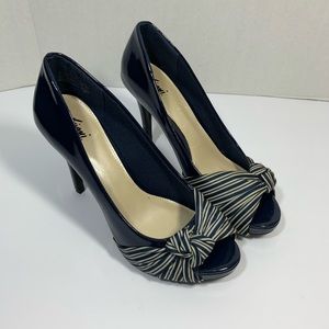 Fioni Stiletto Heels Size 7 Navy Peep Toe Slip On